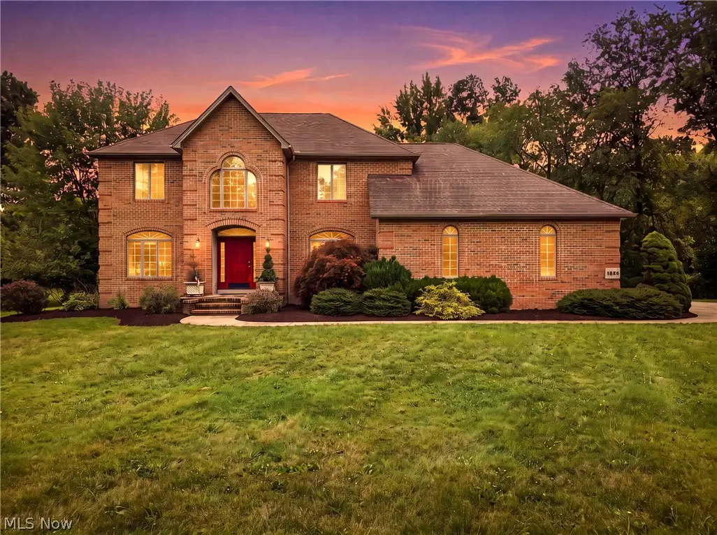 6605 Brookhollow Sw Drive, Warren, OH 44481 - #1