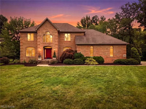 6605 Brookhollow Sw Drive, Warren, OH 44481