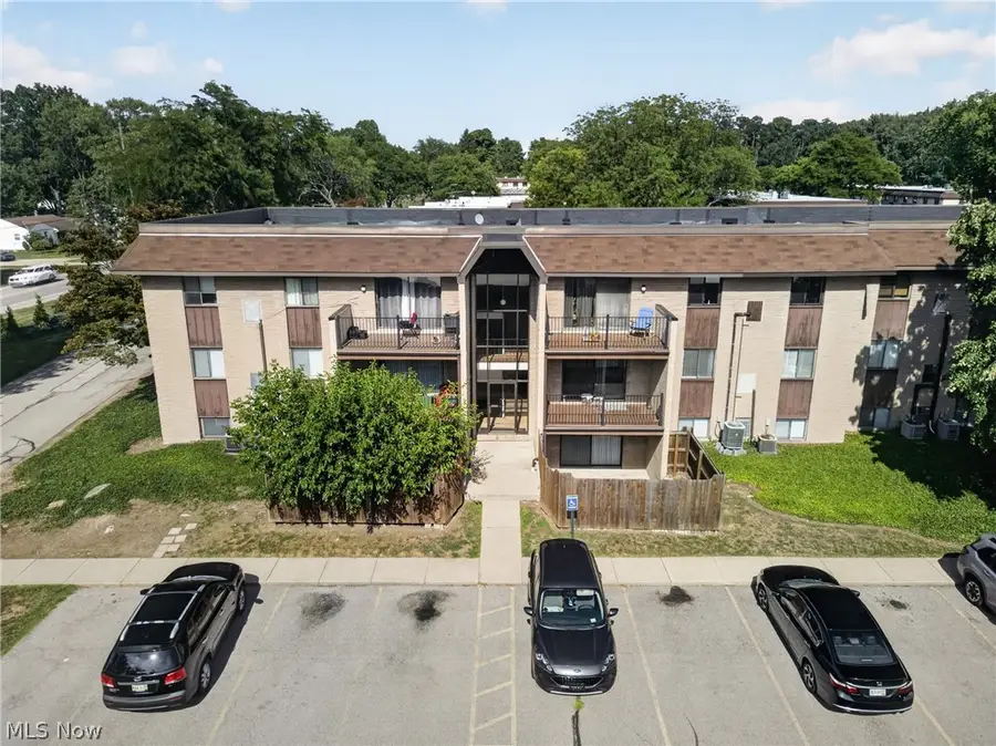 9956 Johnnycake Ridge Road #N2, Painesville, OH 44077 - #3