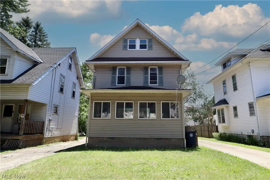 44 E Brookside Avenue, Akron, OH 44301 - #1