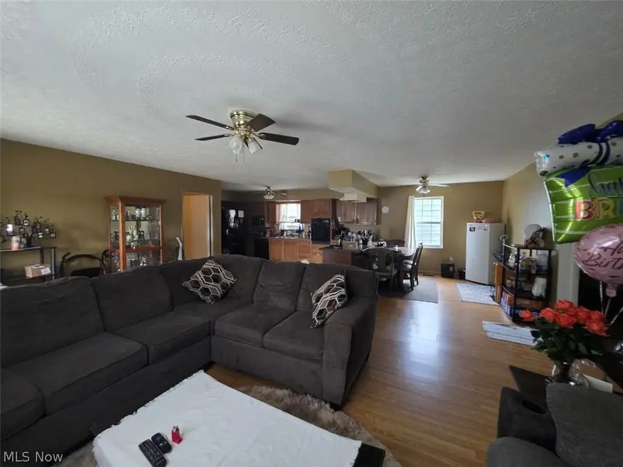 910 26th Street, Huntington, WV 25703 - #3
