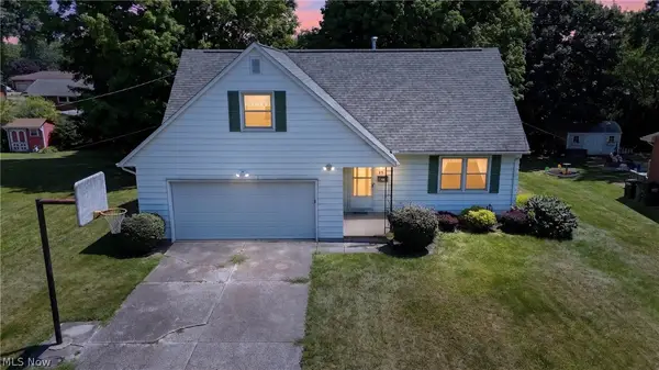 52 Warren Avenue, Rittman, OH 44270