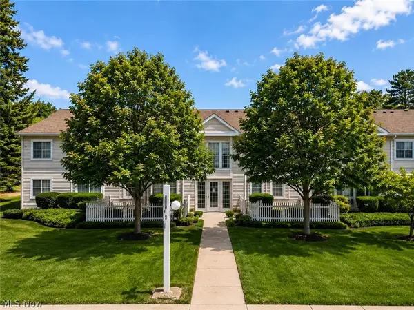 2999 S Bay Drive #F-5, Westlake, OH 44145