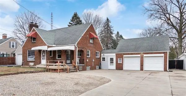 162 Perry Nw Drive, Canton, OH 44708