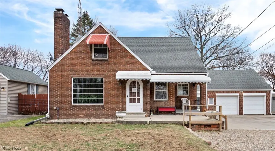 162 Perry Nw Drive, Canton, OH 44708 - #2