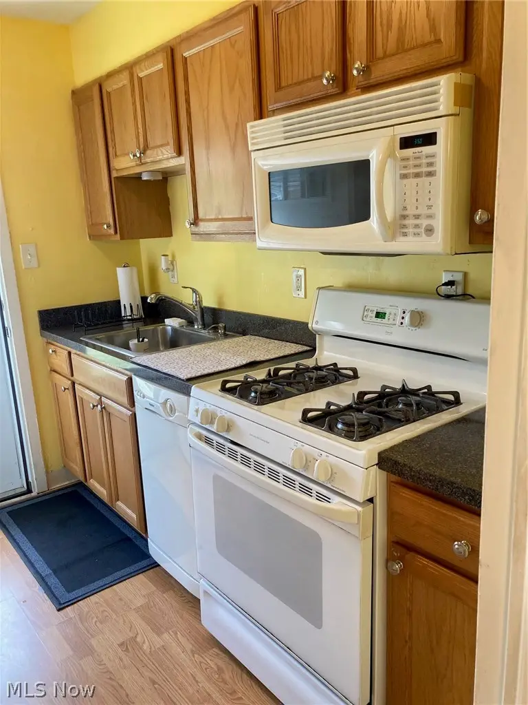 235 E 235th Street #136, Euclid, OH 44123 - #3