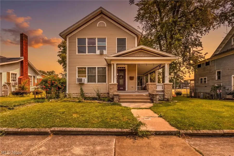 308 Castalia Street, Bellevue, OH 44811 - #2