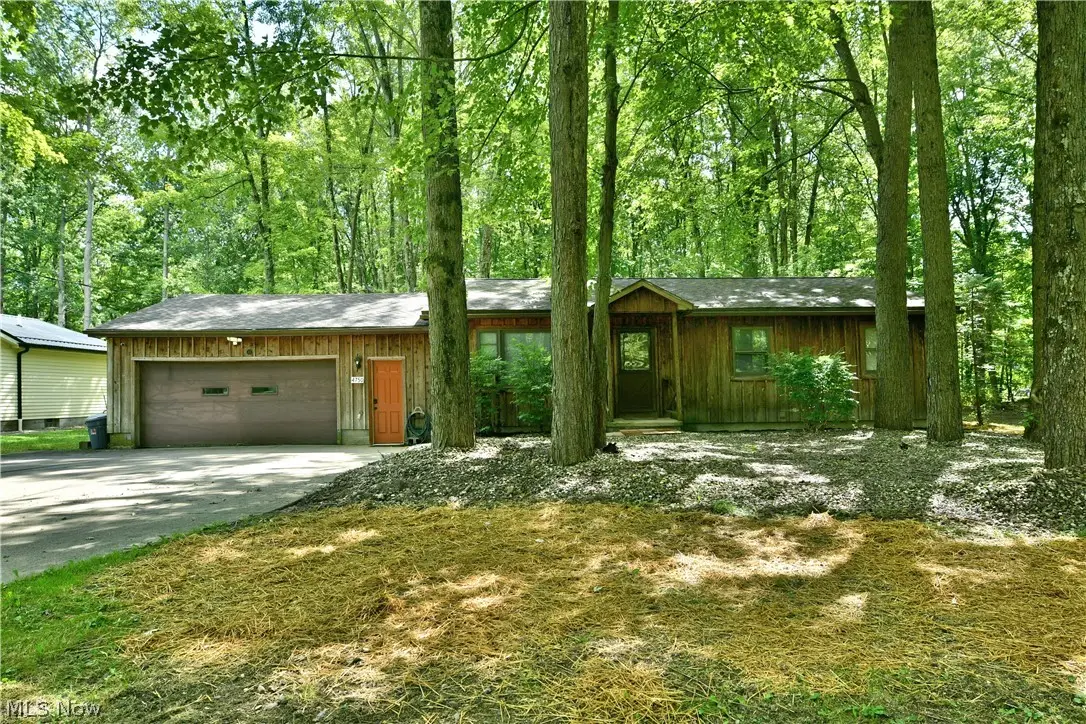 4750 Durst Clagg Road, Cortland, OH 44410 - #1