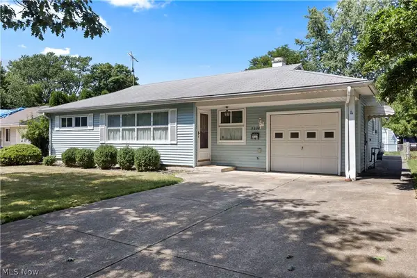 9298 Newkirk Drive, Parma Heights, OH 44130