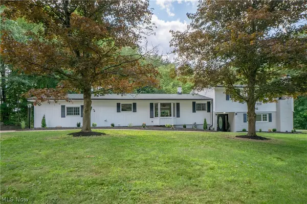 510 Lourdes Drive, Cuyahoga Falls, OH 44223