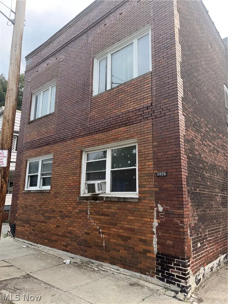 7426 Spafford Road, Cleveland, OH 44105 - #3