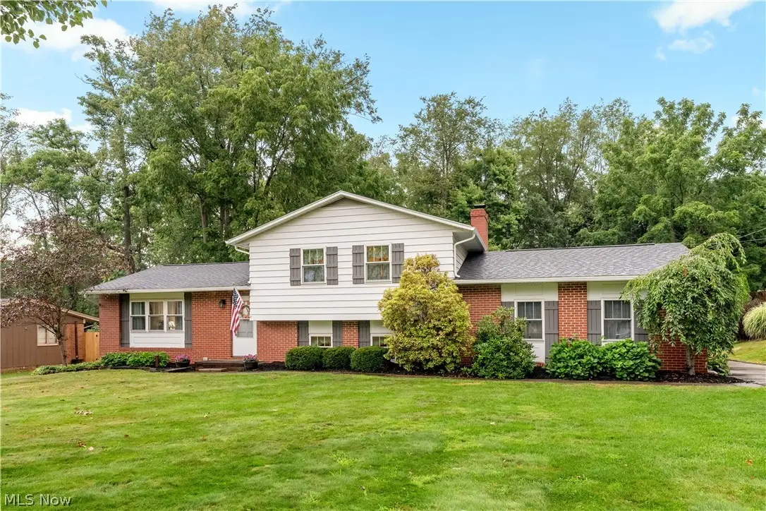 1341 Applegrove Ne Street, Canton, OH 44721 - #1