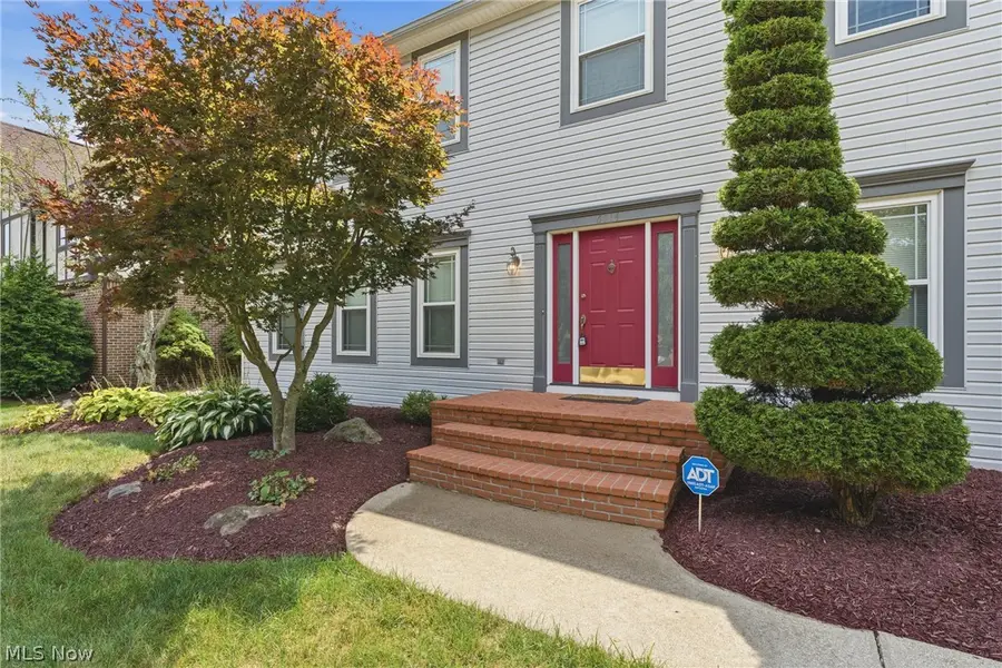 6114 Groton Nw Street, Canton, OH 44708 - #2