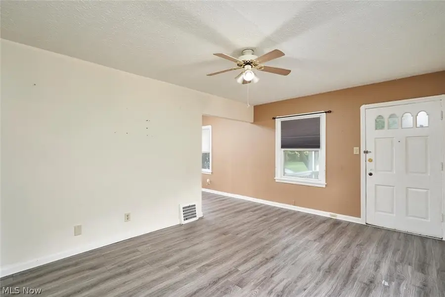 613 Reed Avenue, Akron, OH 44306 - #3