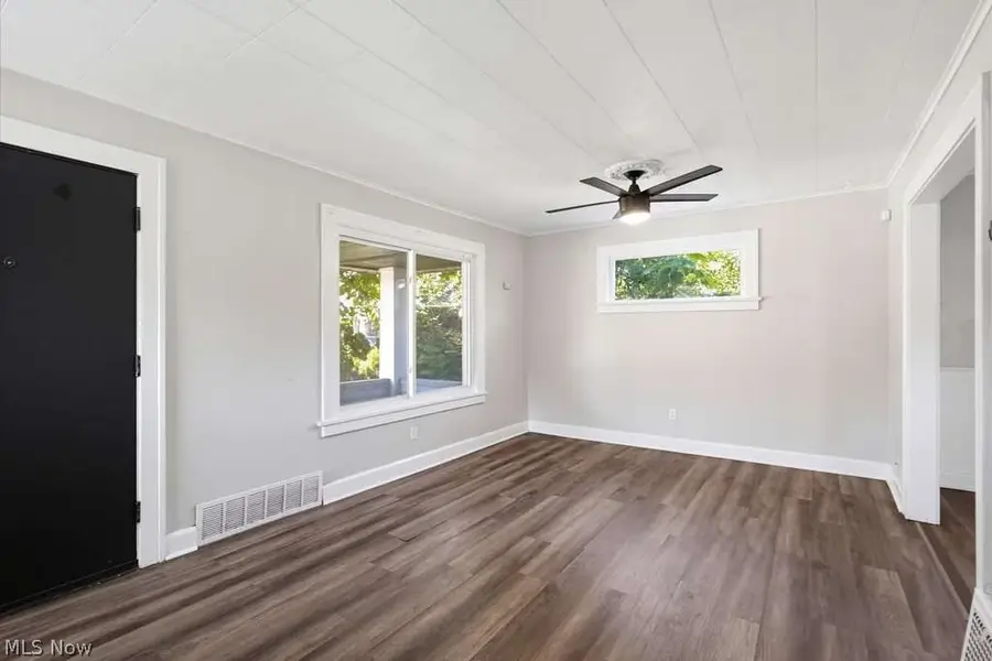 59 Elm Street, Bedford, OH 44146 - #2
