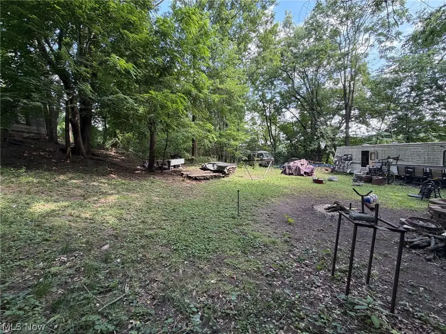 524 4th Sw Street, Massillon, OH 44647 - #2