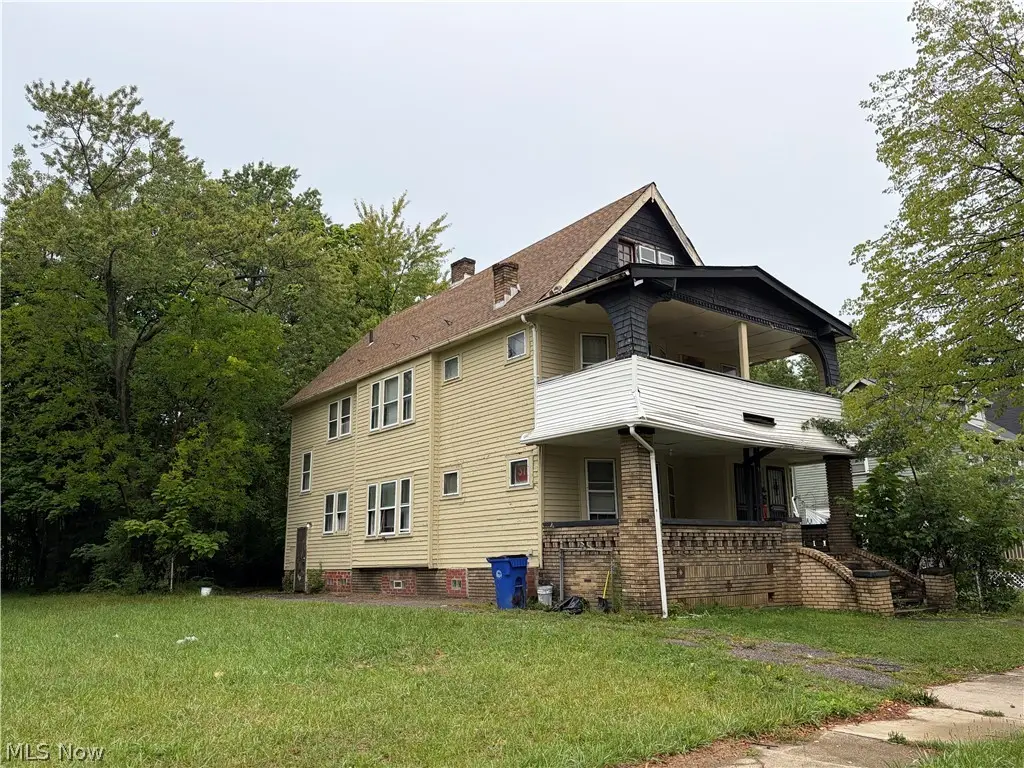 3332 E 145th Street, Cleveland, OH 44120 - #1