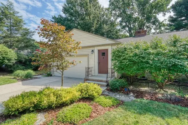 301 Breezewood Drive, Bay Village, OH 44140