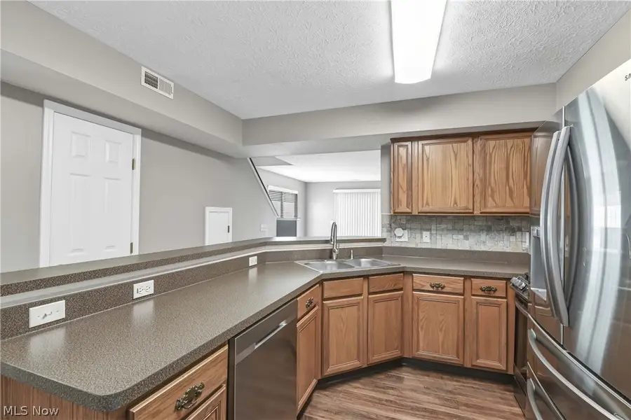 6744 Asterhurst Trce, Middleburg Heights, OH 44130 - #3