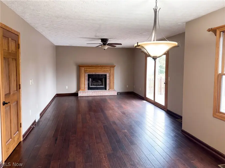 1100 Prescot Nw Avenue, Massillon, OH 44646 - #3