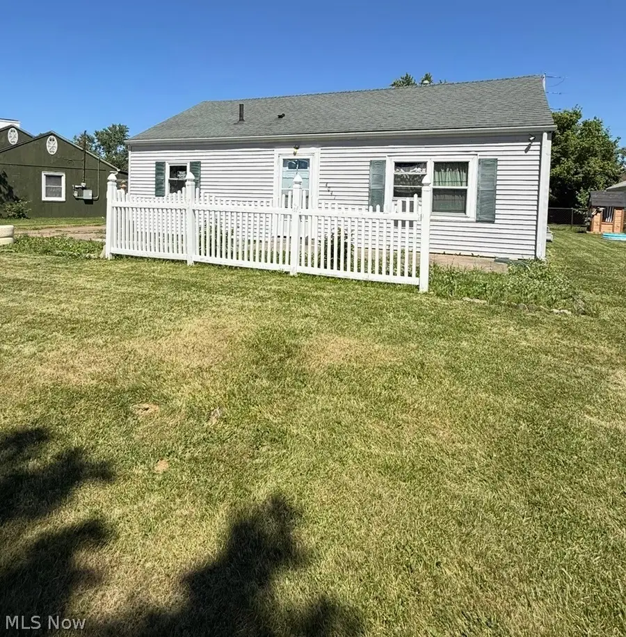 4047 Tacoma Avenue, Lorain, OH 44055 - #3