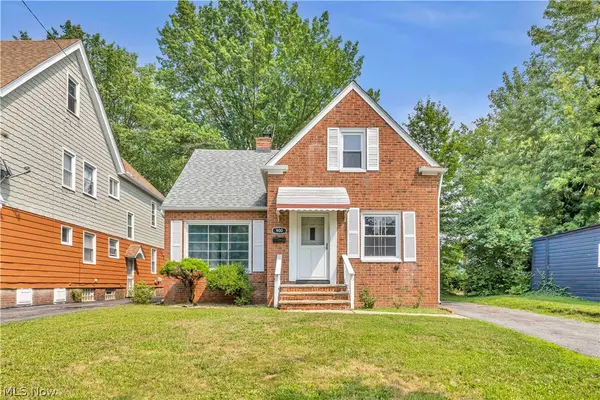900 Eloise Drive, Cleveland Heights, OH 44112