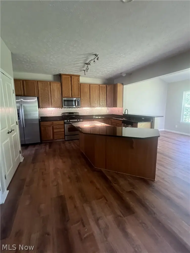 6161 Whitetail Run, Bedford, OH 44146 - #2