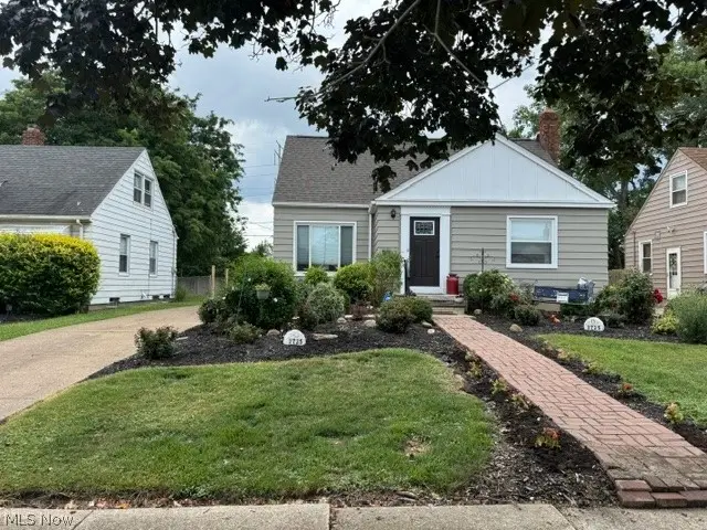 2725 Walbrook Avenue, Cleveland, OH 44109 - #3