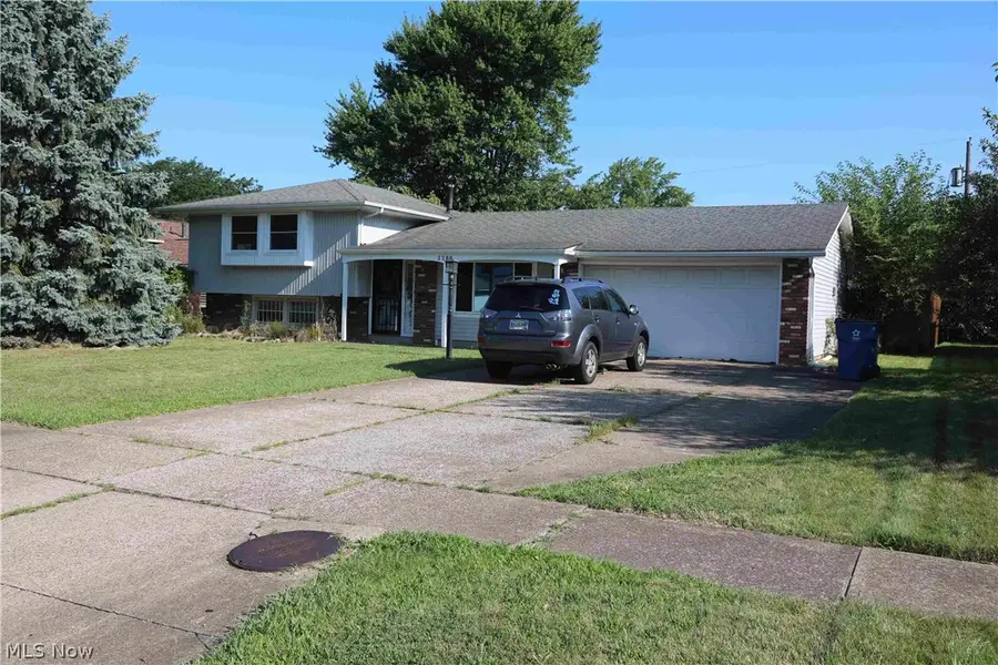 2200 W 37th Street, Lorain, OH 44053 - #2