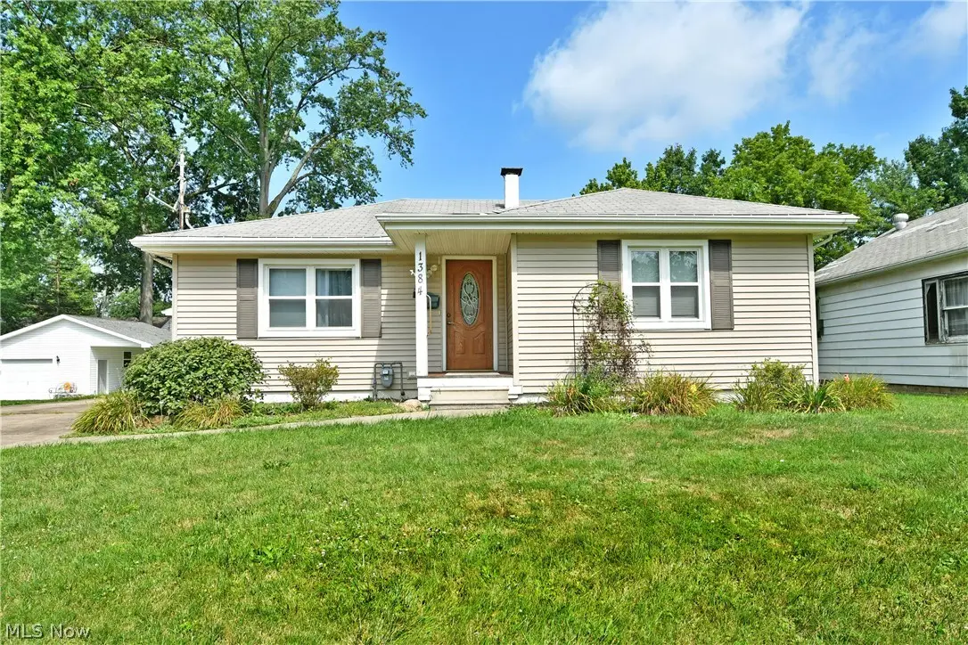 1384 Meadowbrook Se Avenue, Warren, OH 44484 - #1