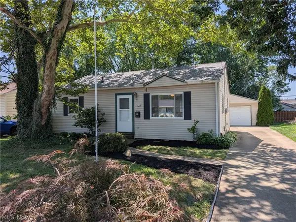 322 Pasadena Avenue, Elyria, OH 44035