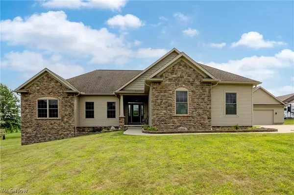 212 Cardington Lane, Burbank, OH 44214