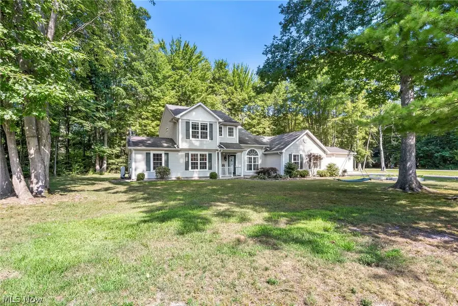 2049 N Park Lane, Roaming Shores, OH 44084 - #2