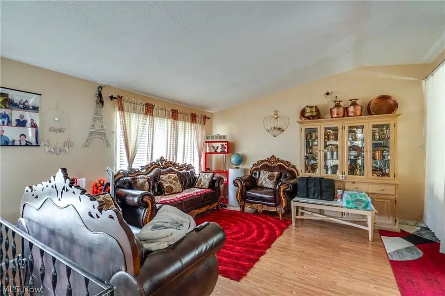 1637 Vicgross Avenue, Akron, OH 44310 - #3