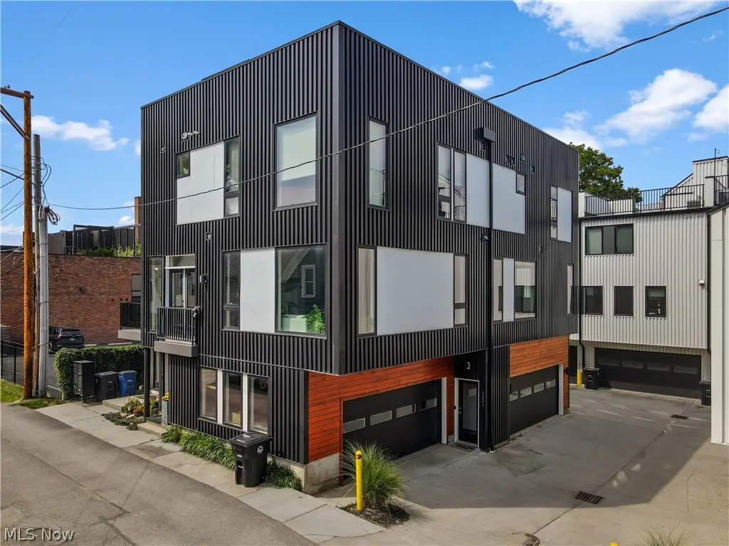 2334 W 16th Place, Cleveland, OH 44113 - #1