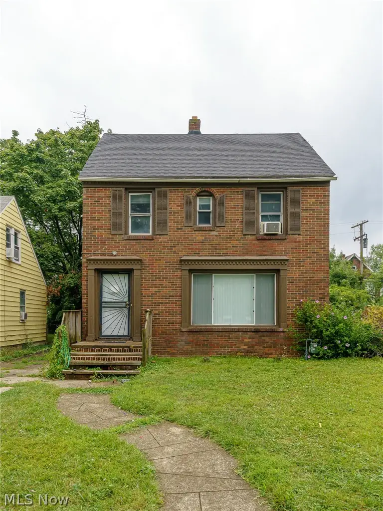 4212 E 147th Street, Cleveland, OH 44128 - #1