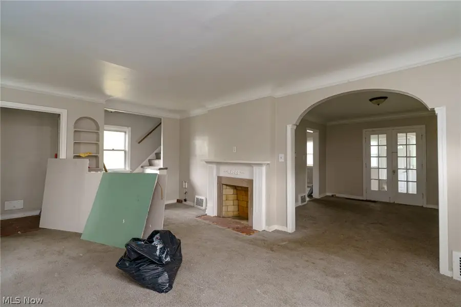 4212 E 147th Street, Cleveland, OH 44128 - #3