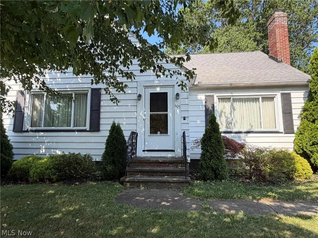 605 Allen Avenue, Ashtabula, OH 44004 - #1