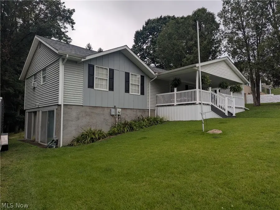 111 Gaywood Drive, Saint Clairsville, OH 43950 - #2