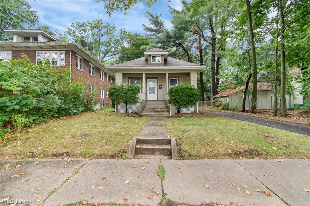 602 Blaine Avenue, Akron, OH 44310 - #1