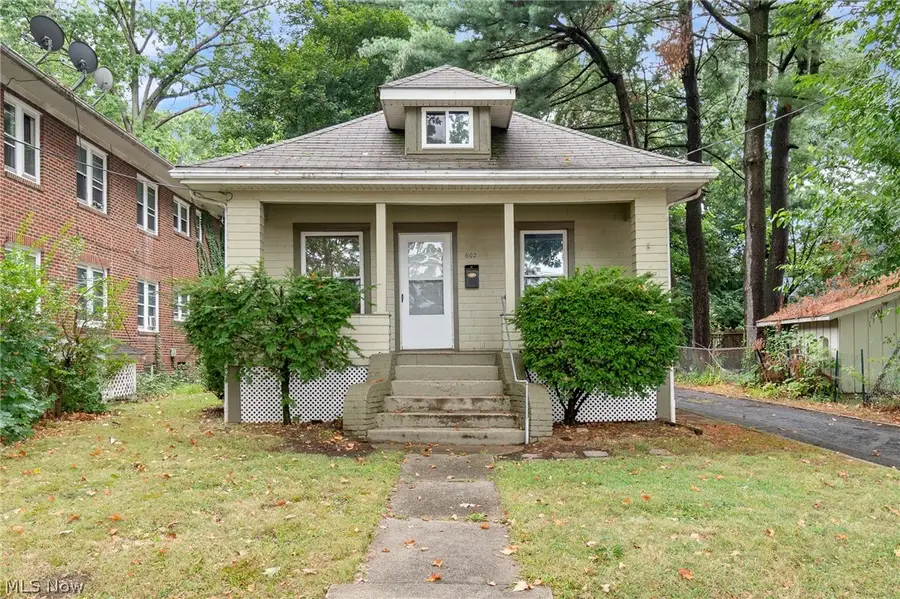 602 Blaine Avenue, Akron, OH 44310 - #3