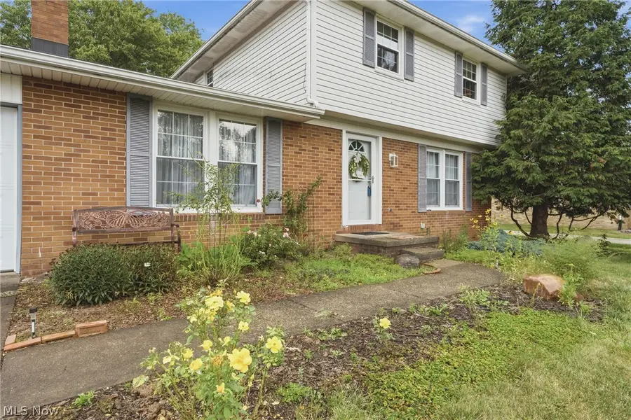 1120 20th Sw Street, Massillon, OH 44647 - #3