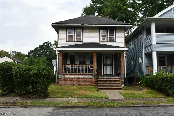 13303 Milan Avenue, East Cleveland, OH 44112