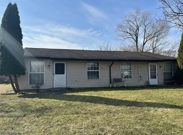 3013 Hilton Nw Street, Massillon, OH 44646