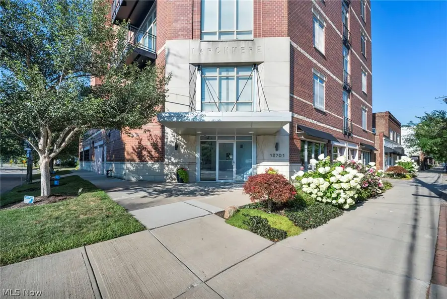 12701 Larchmere Boulevard #3B, Cleveland, OH 44120 - #3