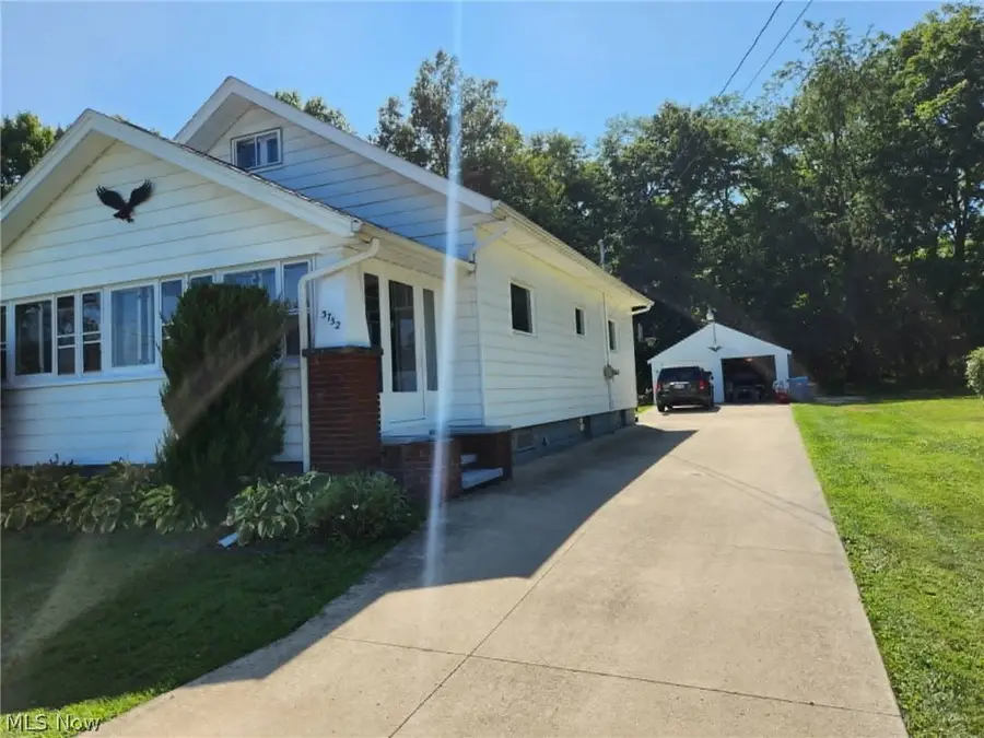 3752 Highlawn Se Avenue, Warren, OH 44484 - #2