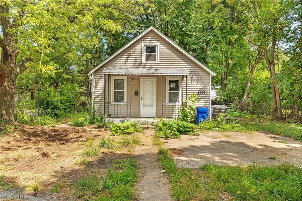 2408 Castle Avenue, Cleveland, OH 44113