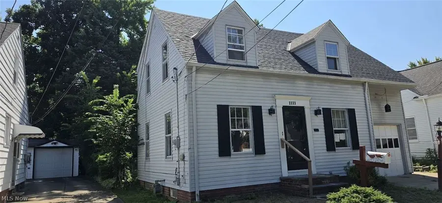 1111 Gordon Road, Lyndhurst, OH 44124 - #2