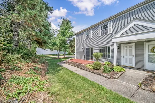85 Firebush Lane, Northfield, OH 44067