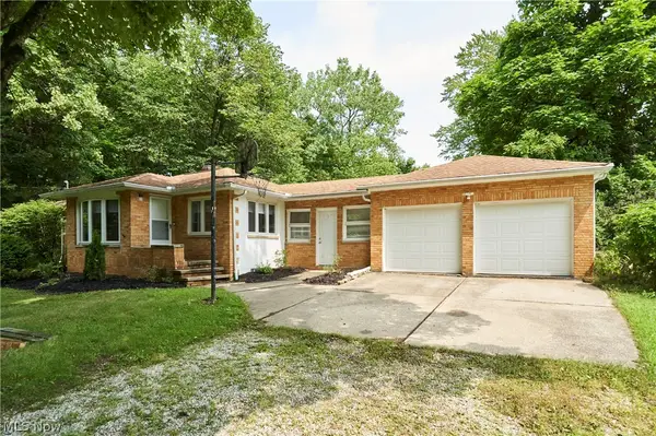 3917 Mill Street, Richfield, OH 44286